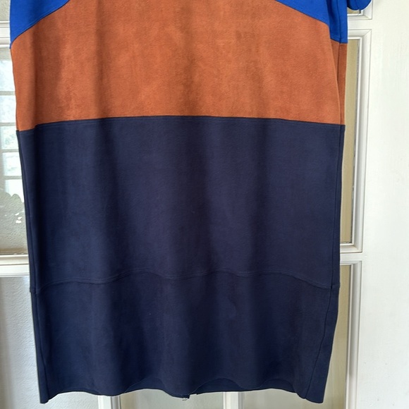 Faux suede t-shirt dress - Picture 2 of 5